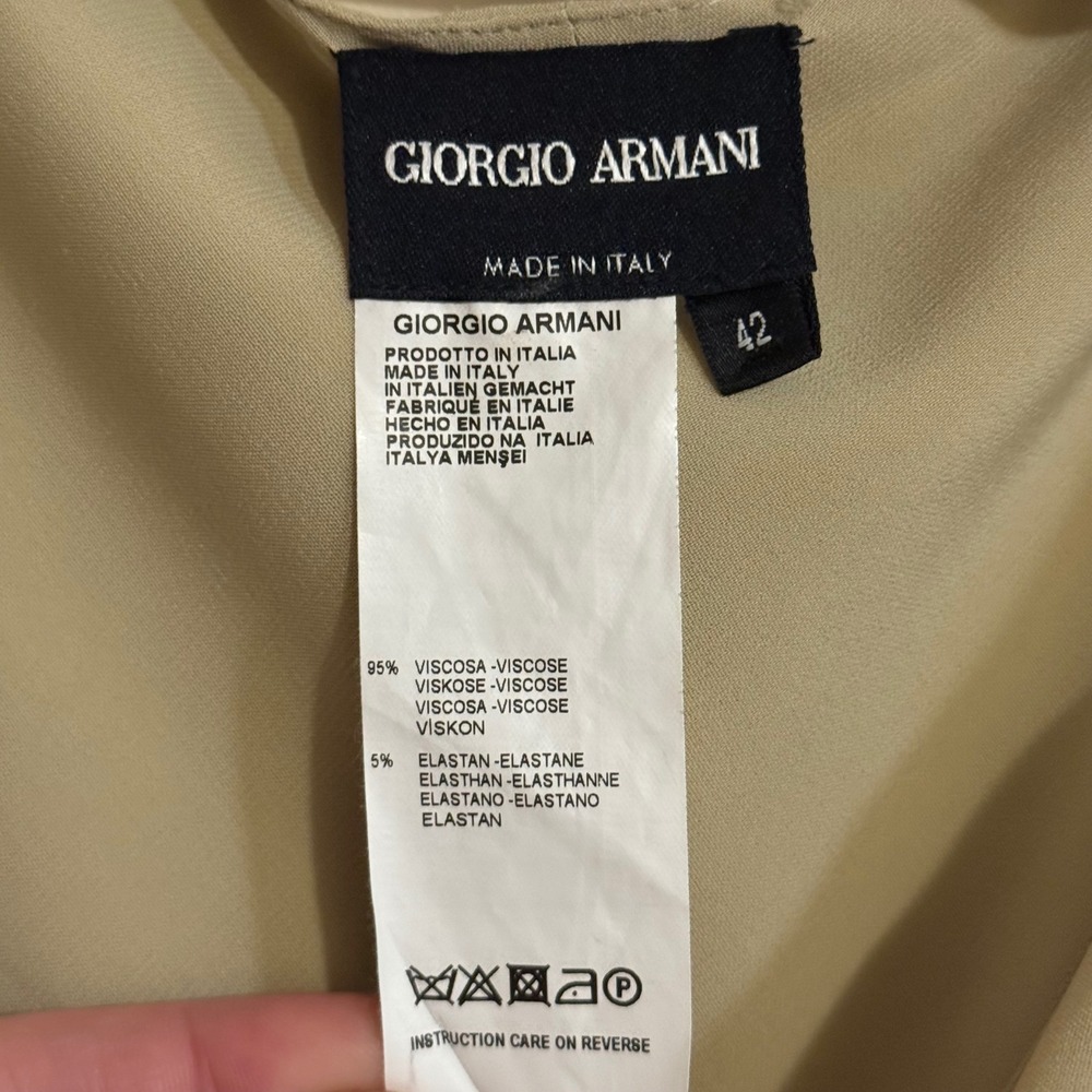 Giorgio Armani Beige Draped Sleeveless Top Made in Italy Size 42 - Picture 5 of 9